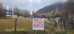 Casa en Parcela a minutos de Coyhaique, 3 dorm, dos baños, pesebreras, bodega, leñera